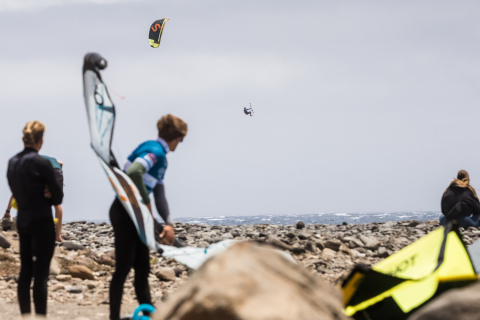 GKA-24-Gran-Canaria-DAY-1-130243-J17A5098-Jeremy-Burlando-romantsovaphoto