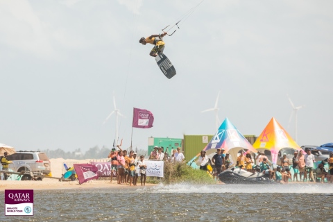 2211101707-20221110170700-D57A4088-Erik-Anderson-romantsovaphoto