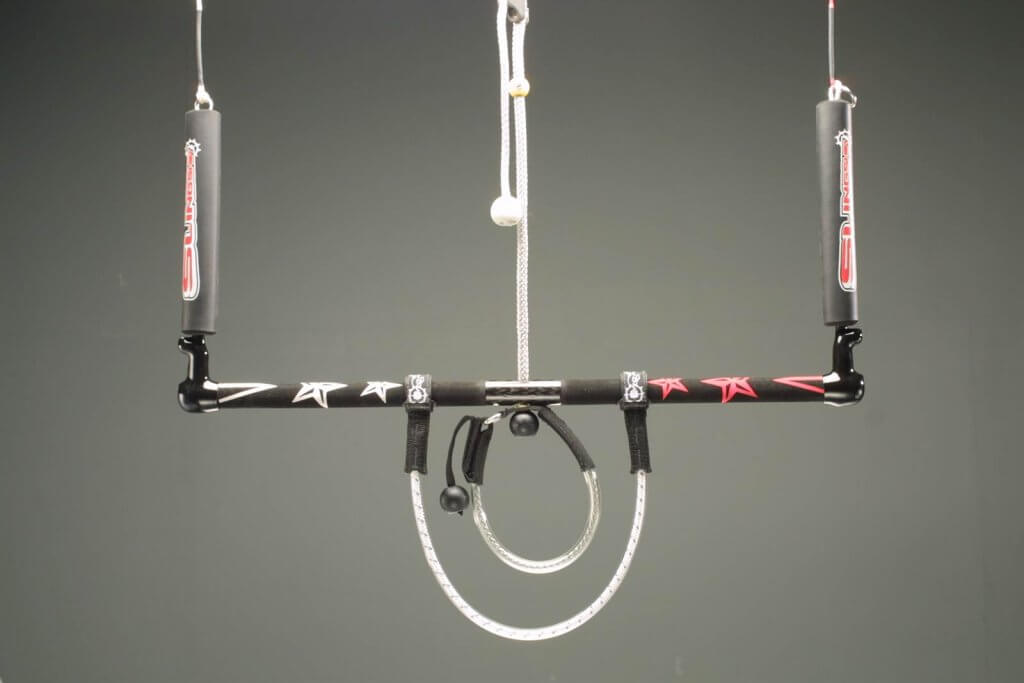 Slingshot_bar_chicken_loop_1600 Slingshot kite bar